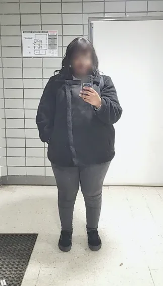 Anneke, 35