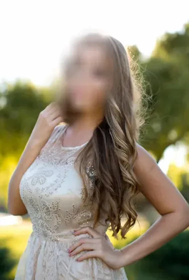 Denise, 29