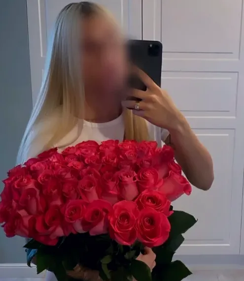 Elif, 35