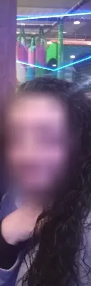 Eva, 32