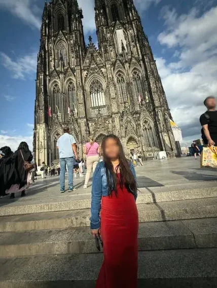 Fatima, 22