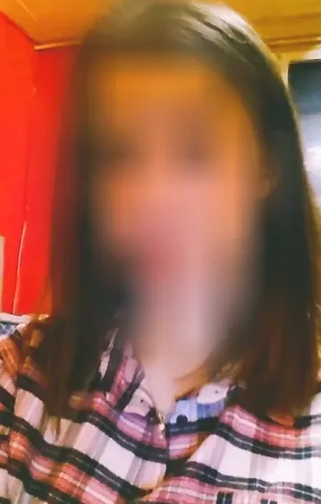 Sandra, 27