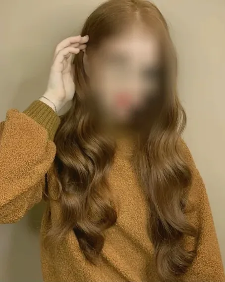 Sanne, 24